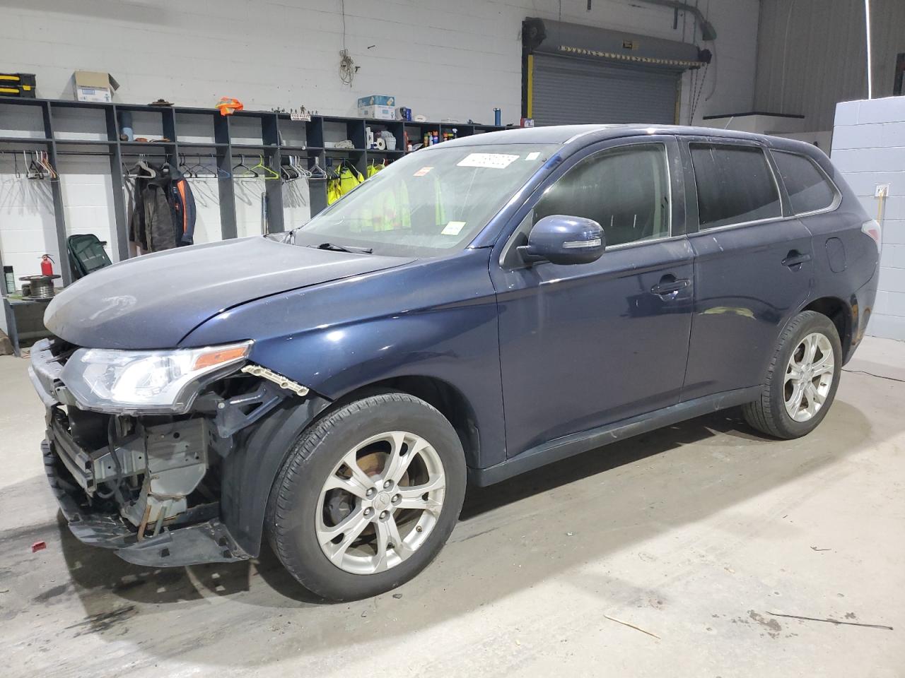 MITSUBISHI OUTLANDER 2014