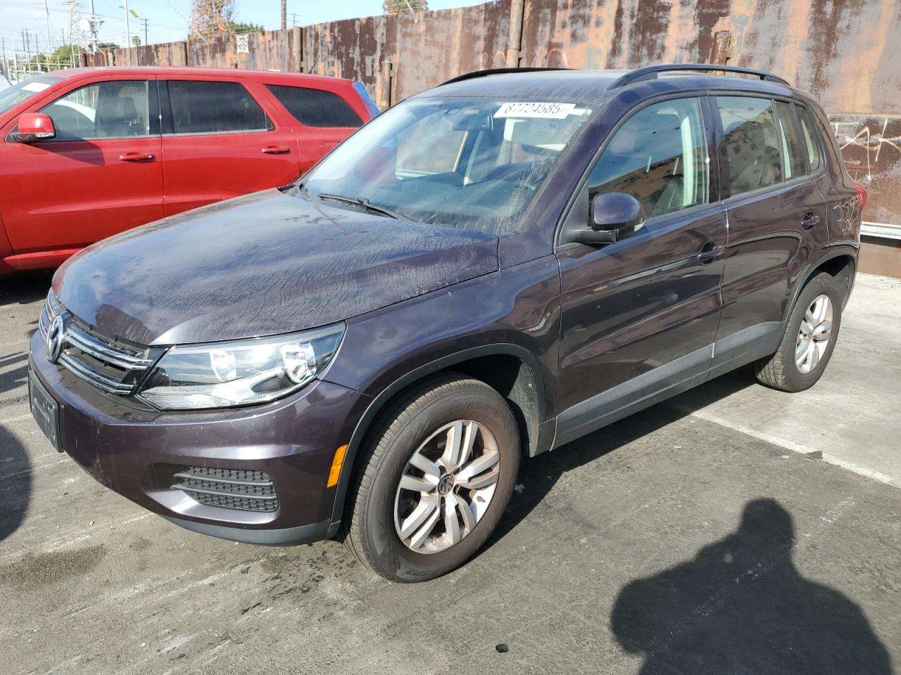 VOLKSWAGEN TIGUAN S 2016