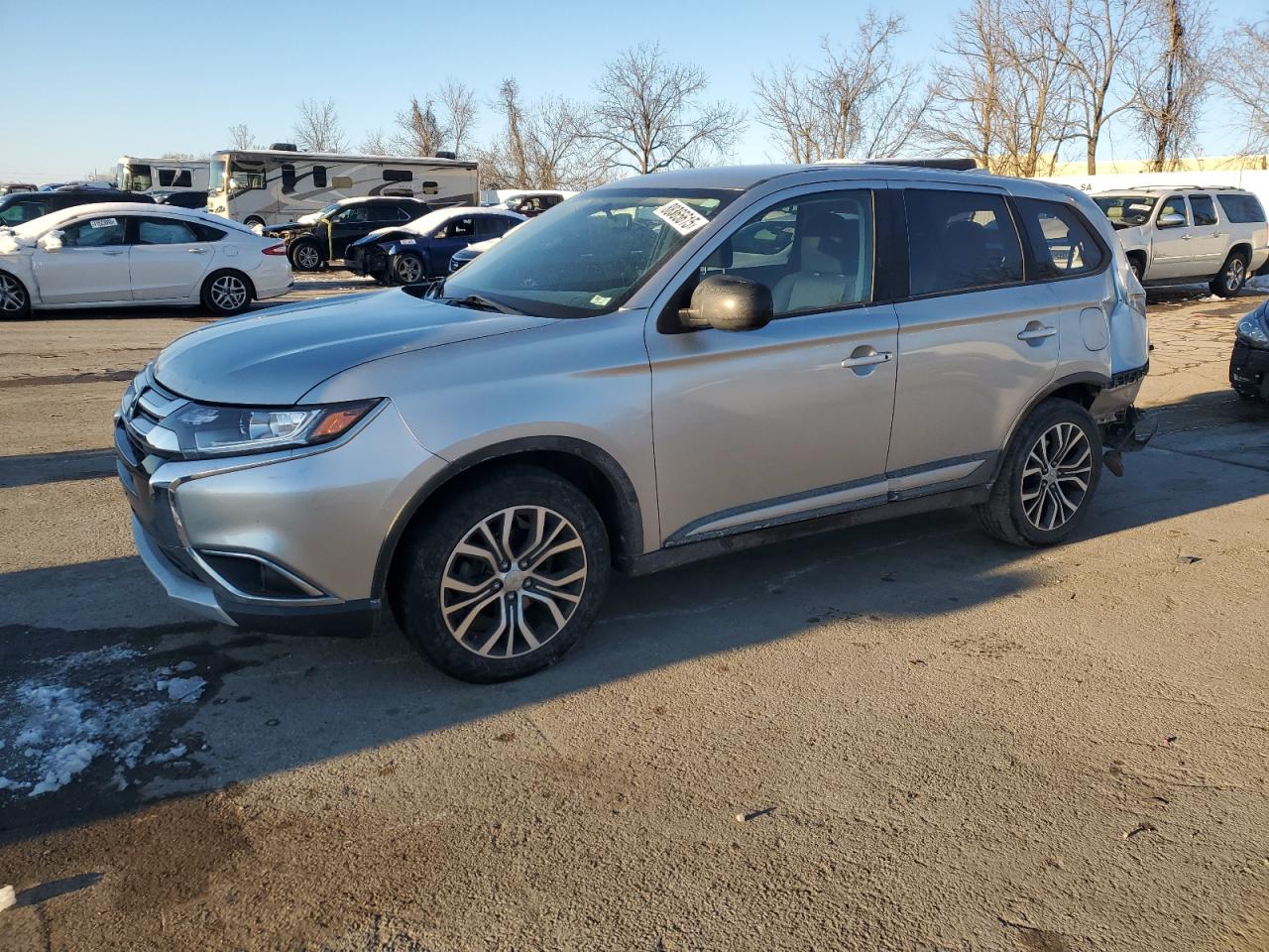 MITSUBISHI OUTLANDER 2018