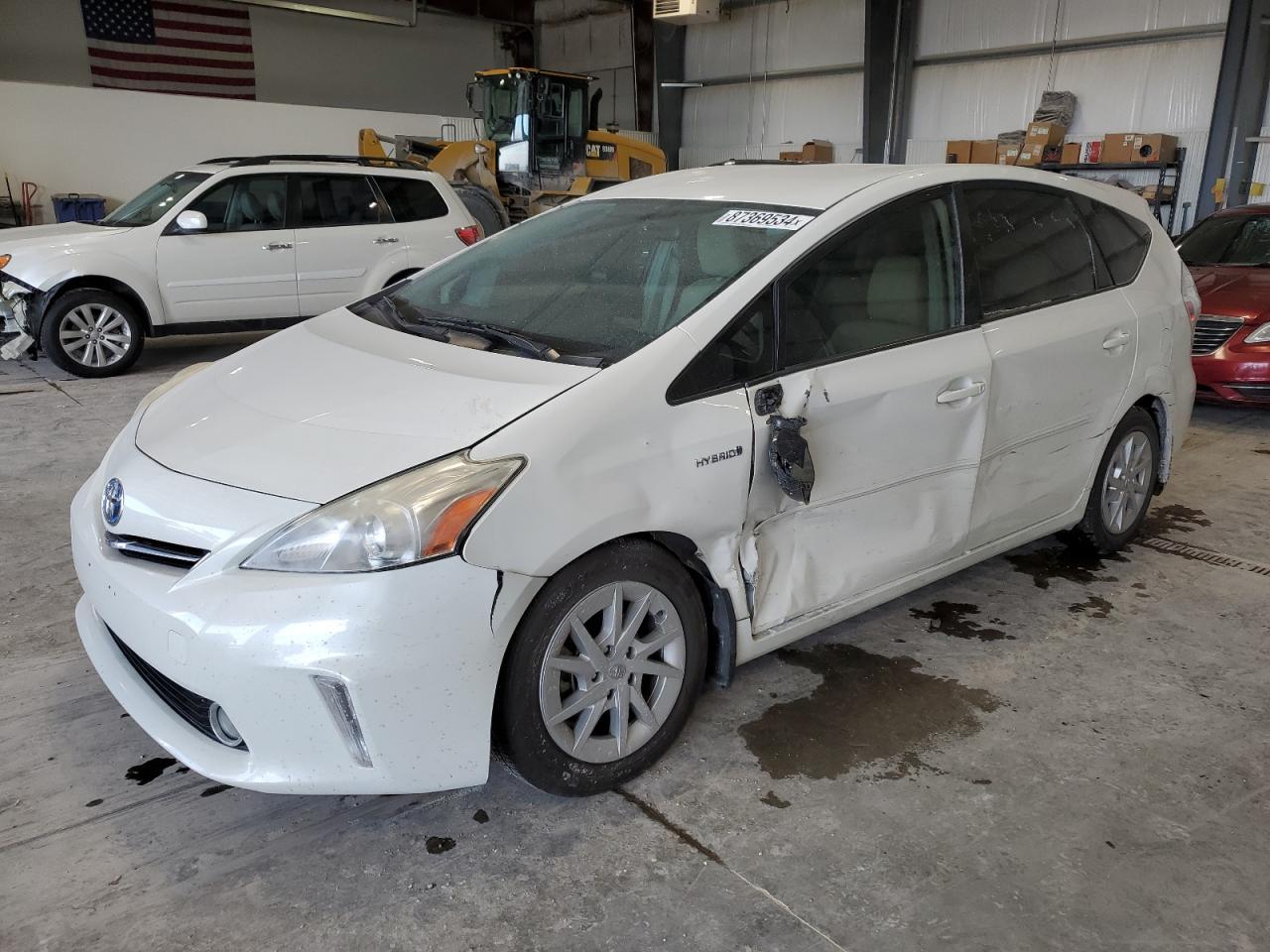 TOYOTA PRIUS V 2012