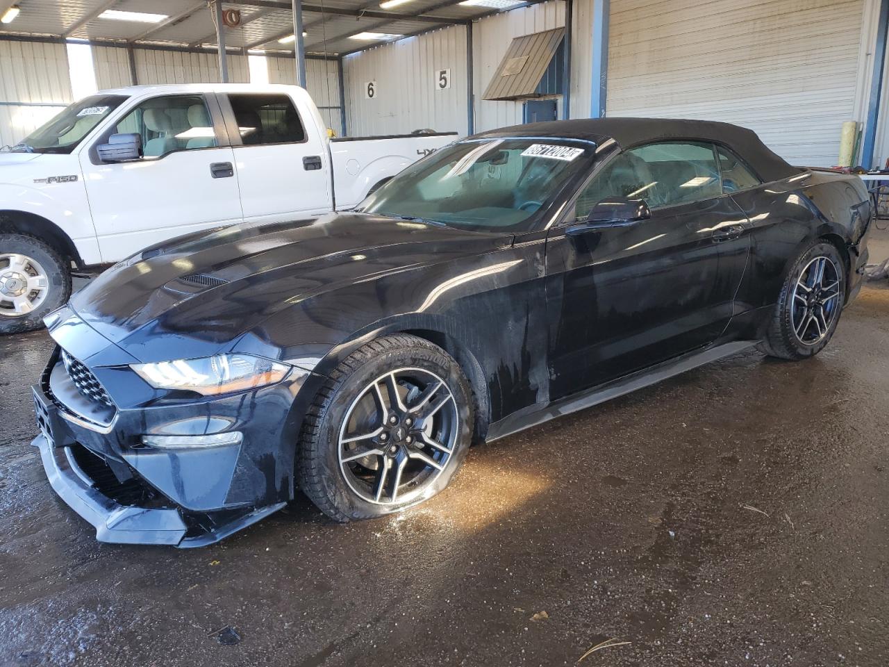 FORD MUSTANG 2022