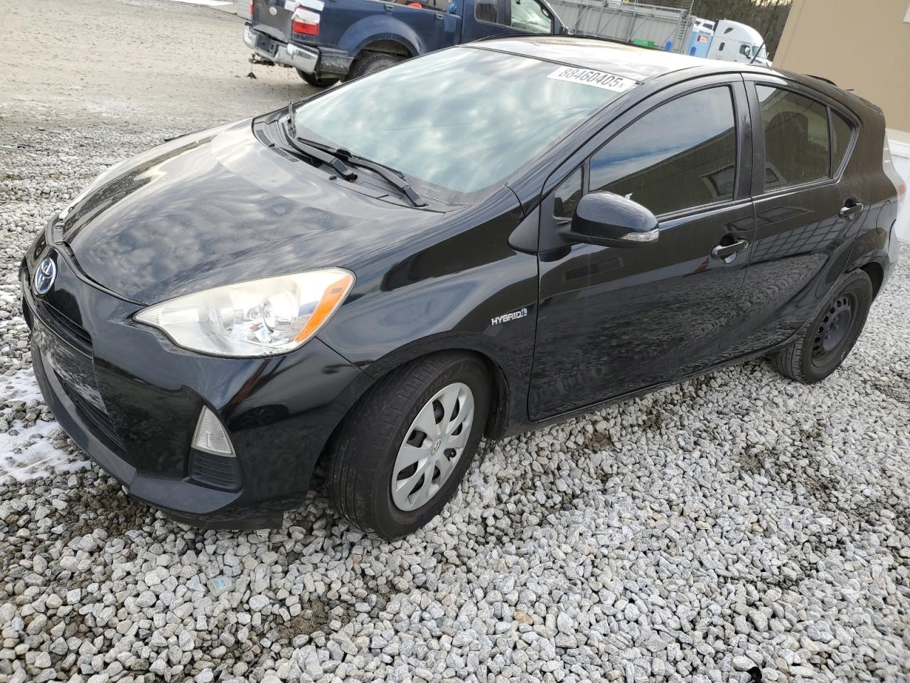 TOYOTA PRIUS C 2013