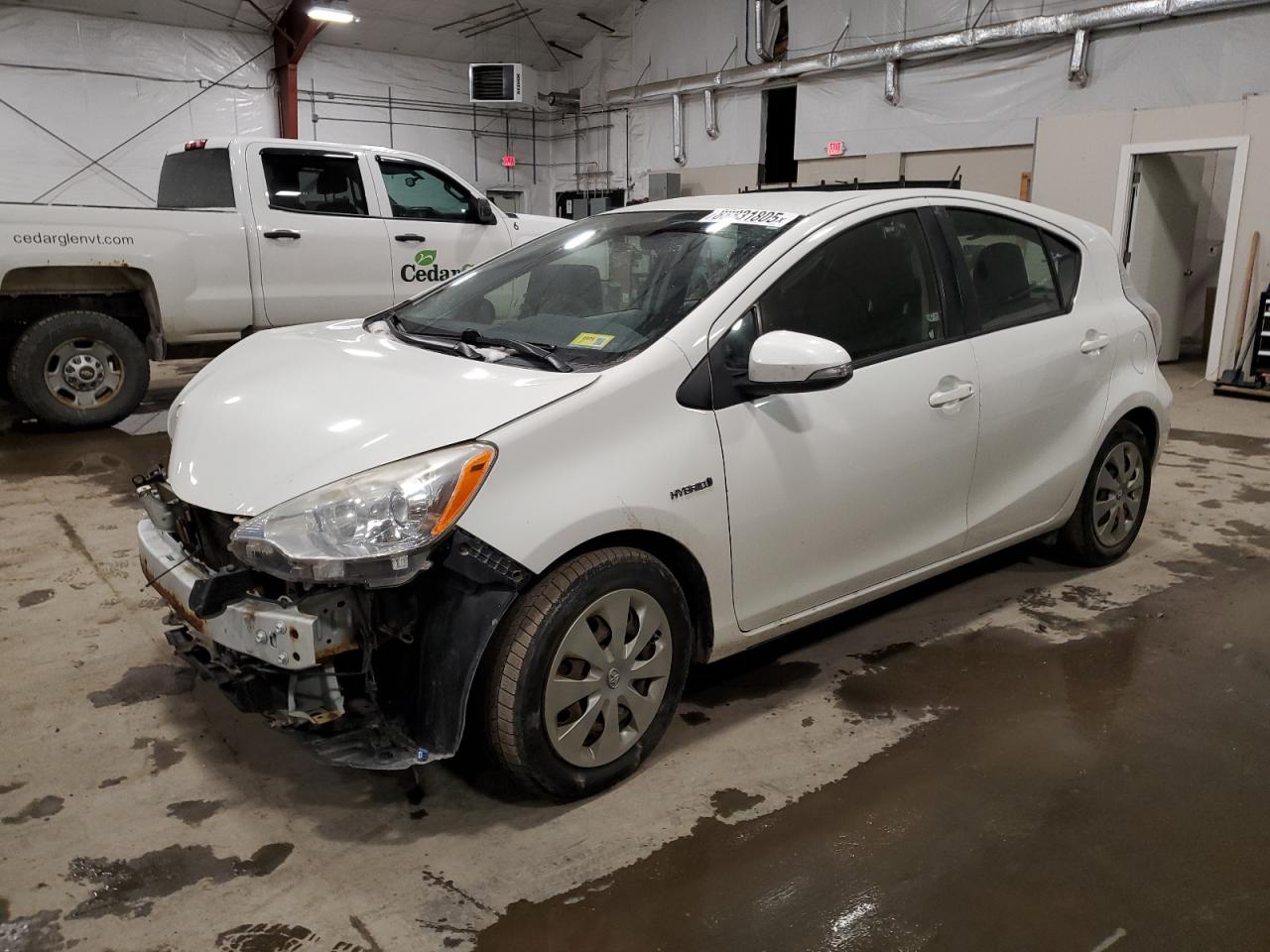 TOYOTA PRIUS C 2012