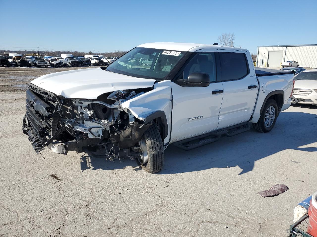 TOYOTA TUNDRA CRE 2023
