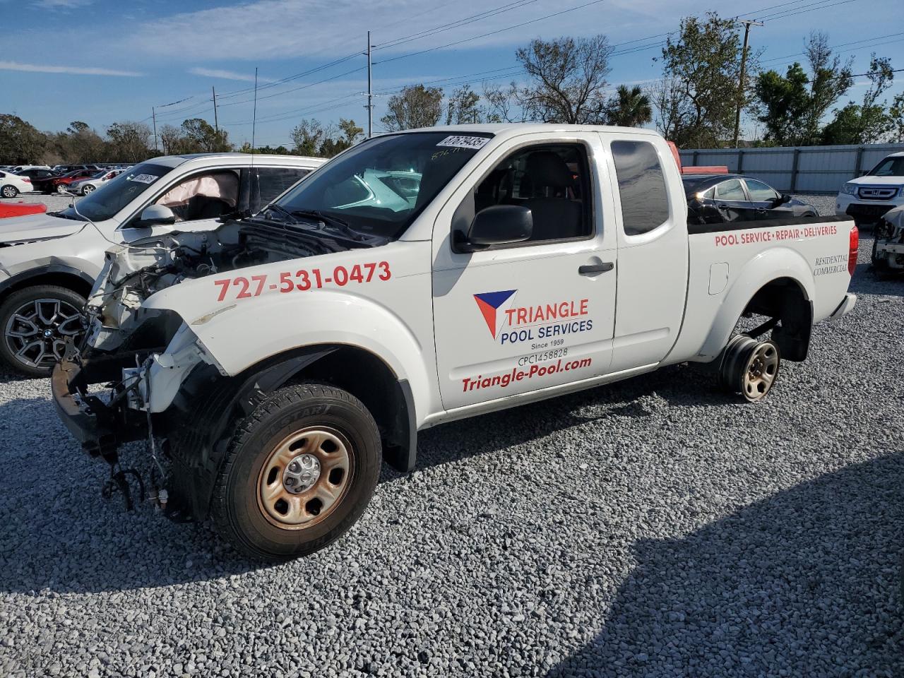 NISSAN FRONTIER 2017