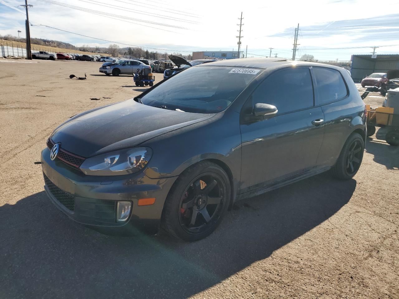 VOLKSWAGEN GTI 2012