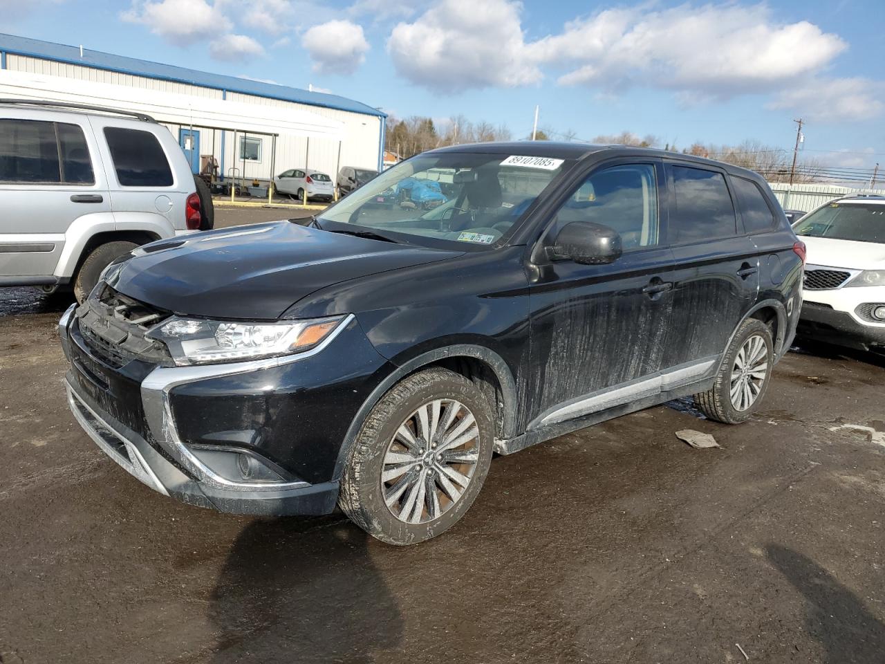 MITSUBISHI OUTLANDER 2019