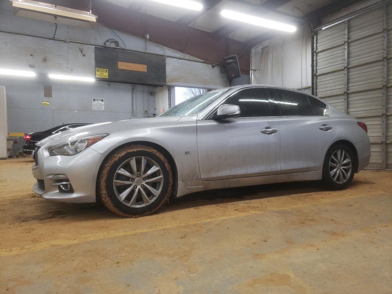INFINITI Q50 BASE 2015