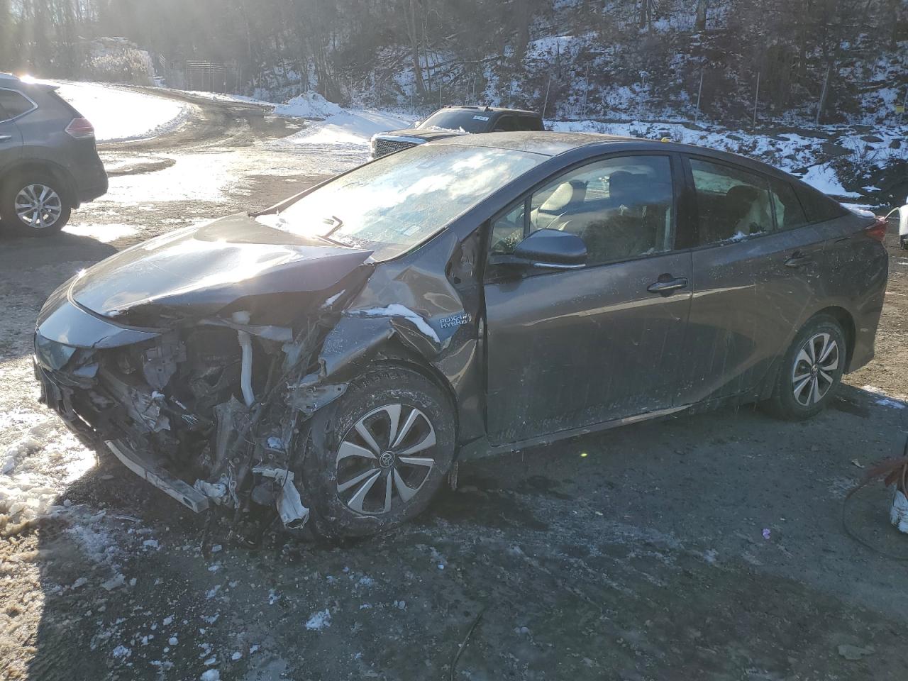 TOYOTA PRIUS PRIM 2017