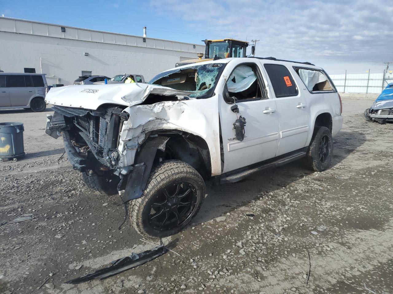 GMC YUKON XL K 2011