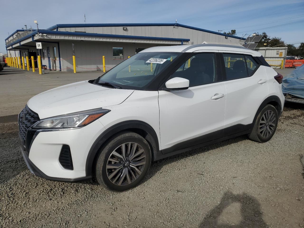 NISSAN KICKS SV 2021