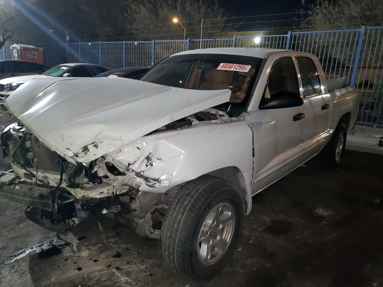 DODGE DAKOTA QUA 2006