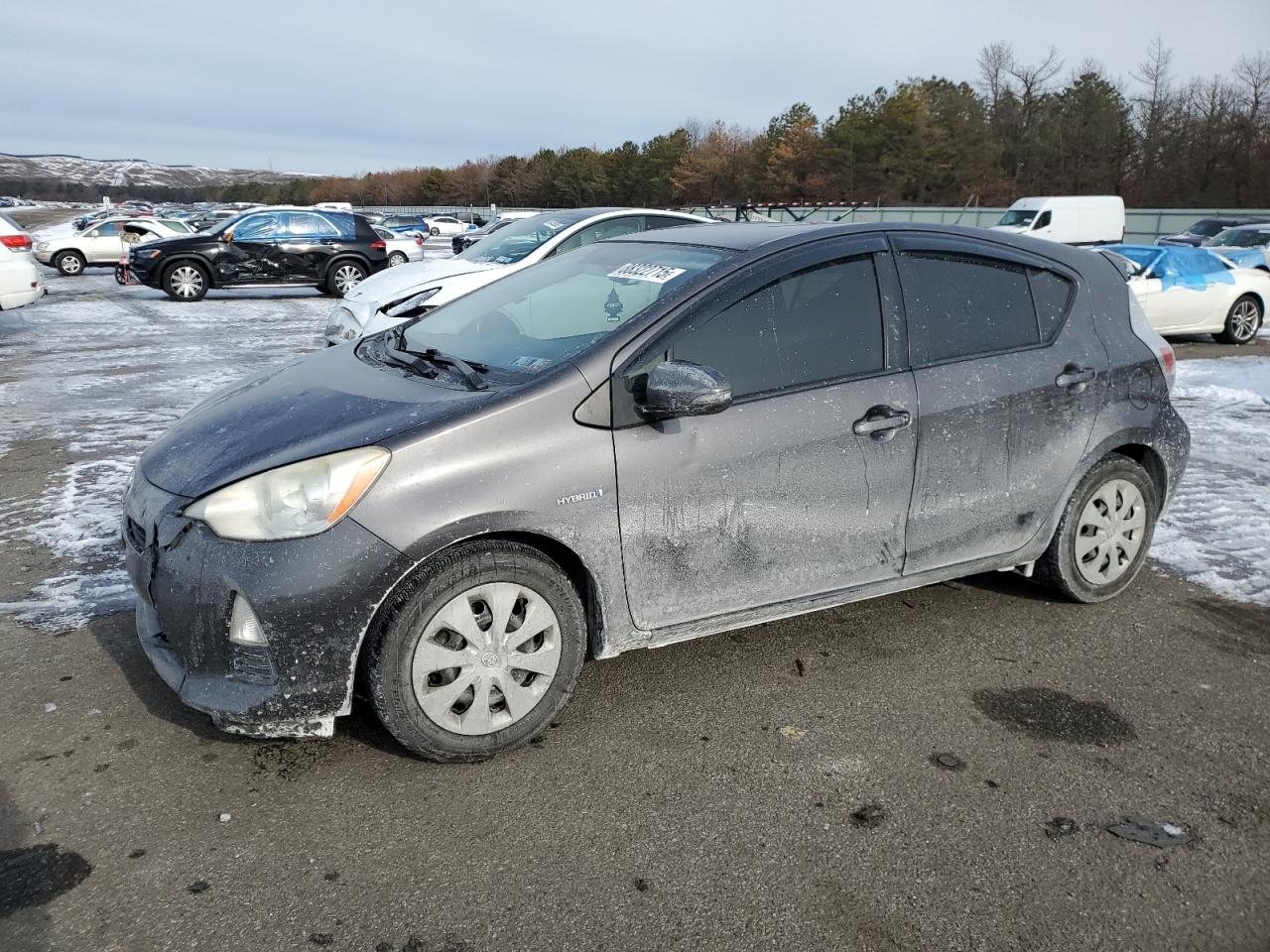 TOYOTA PRIUS C 2013