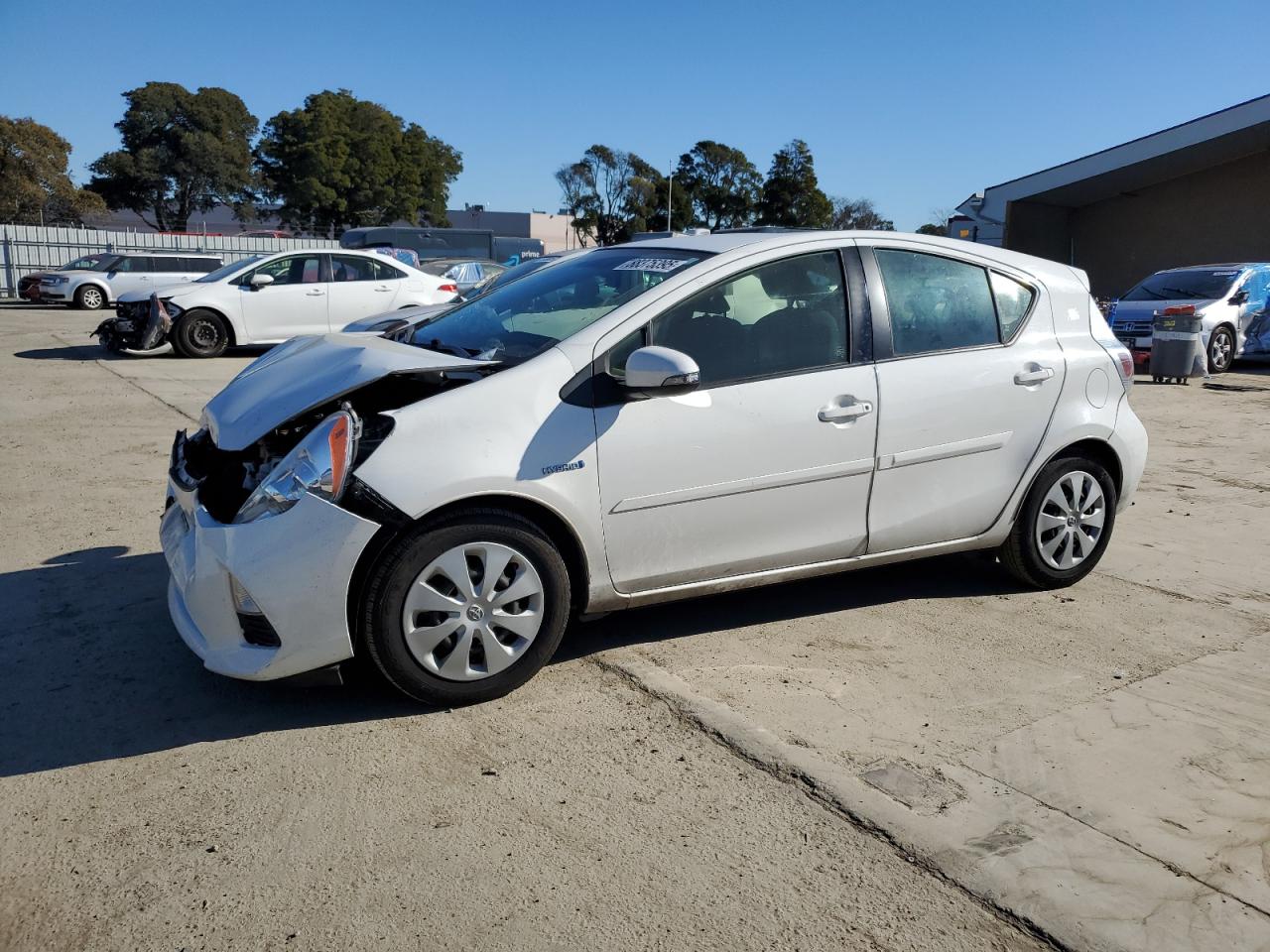 TOYOTA PRIUS C 2012