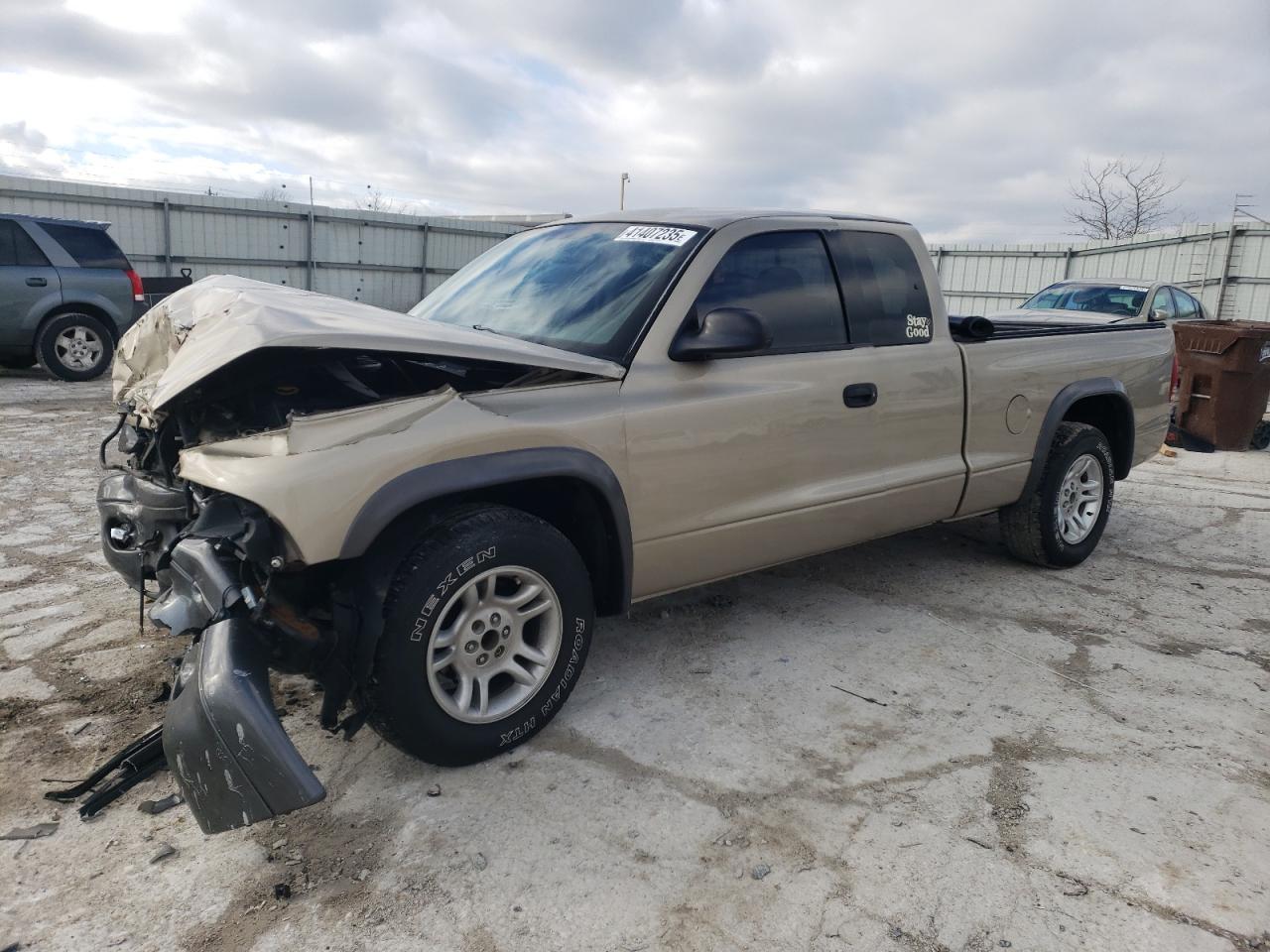 DODGE DAKOTA BAS 2002