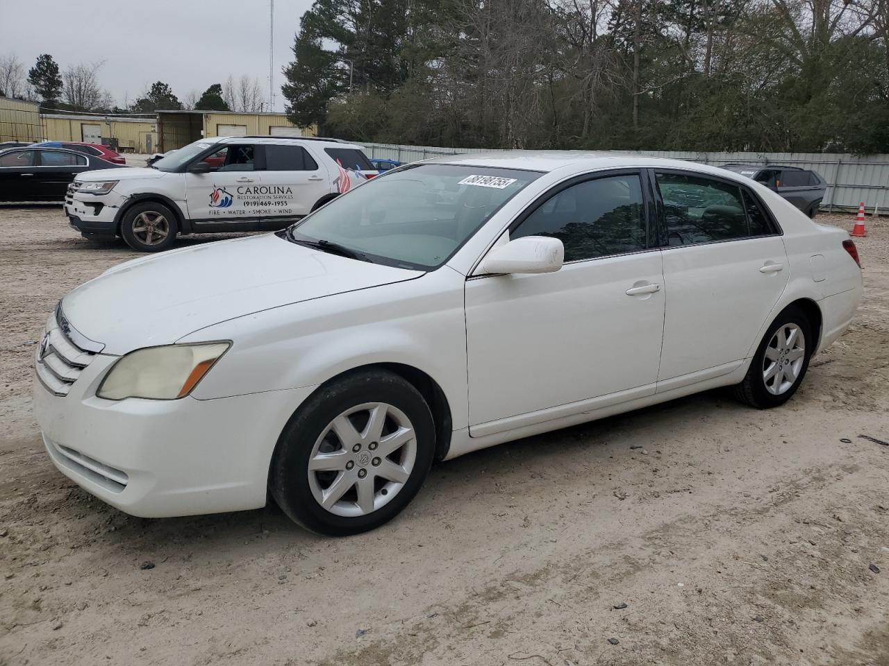 TOYOTA AVALON XL 2005