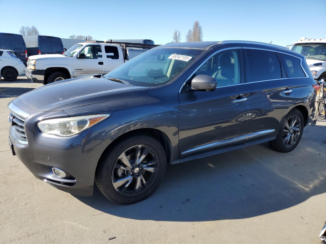 INFINITI JX35 2013
