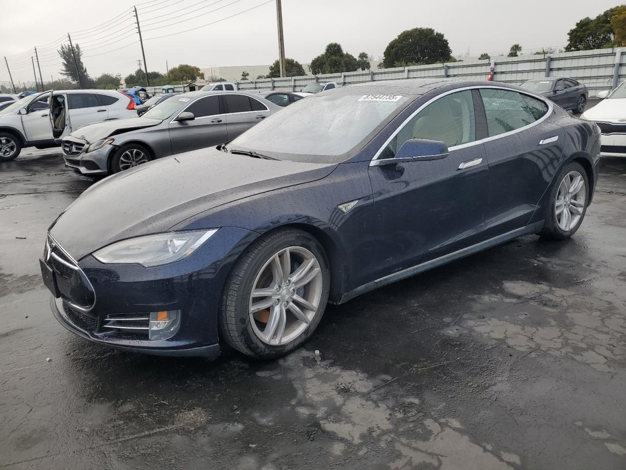 TESLA MODEL S 2013