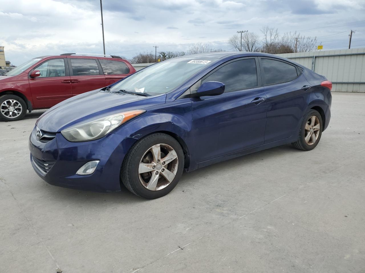 HYUNDAI ELANTRA GL 2013