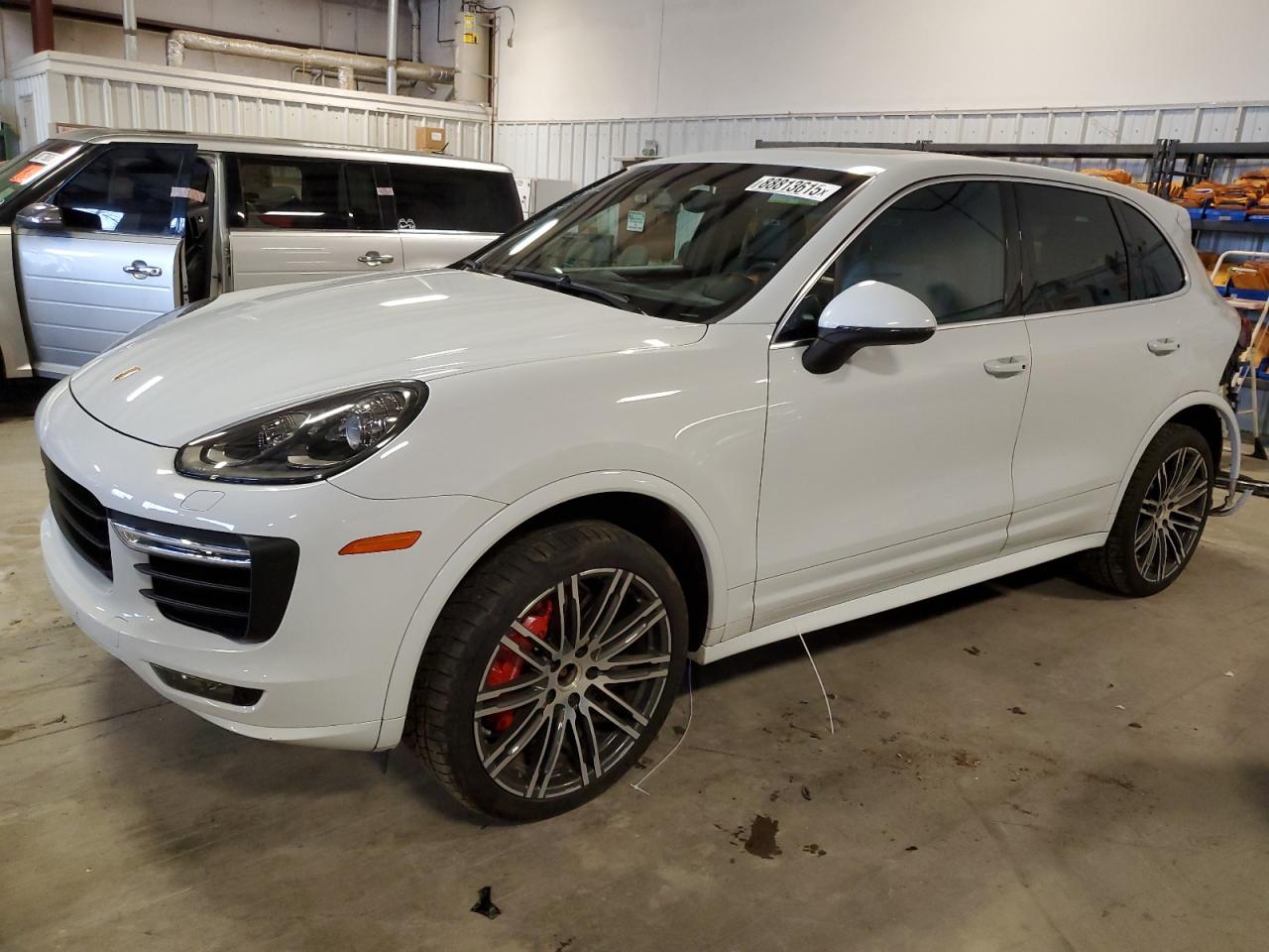 PORSCHE CAYENNE GT 2016