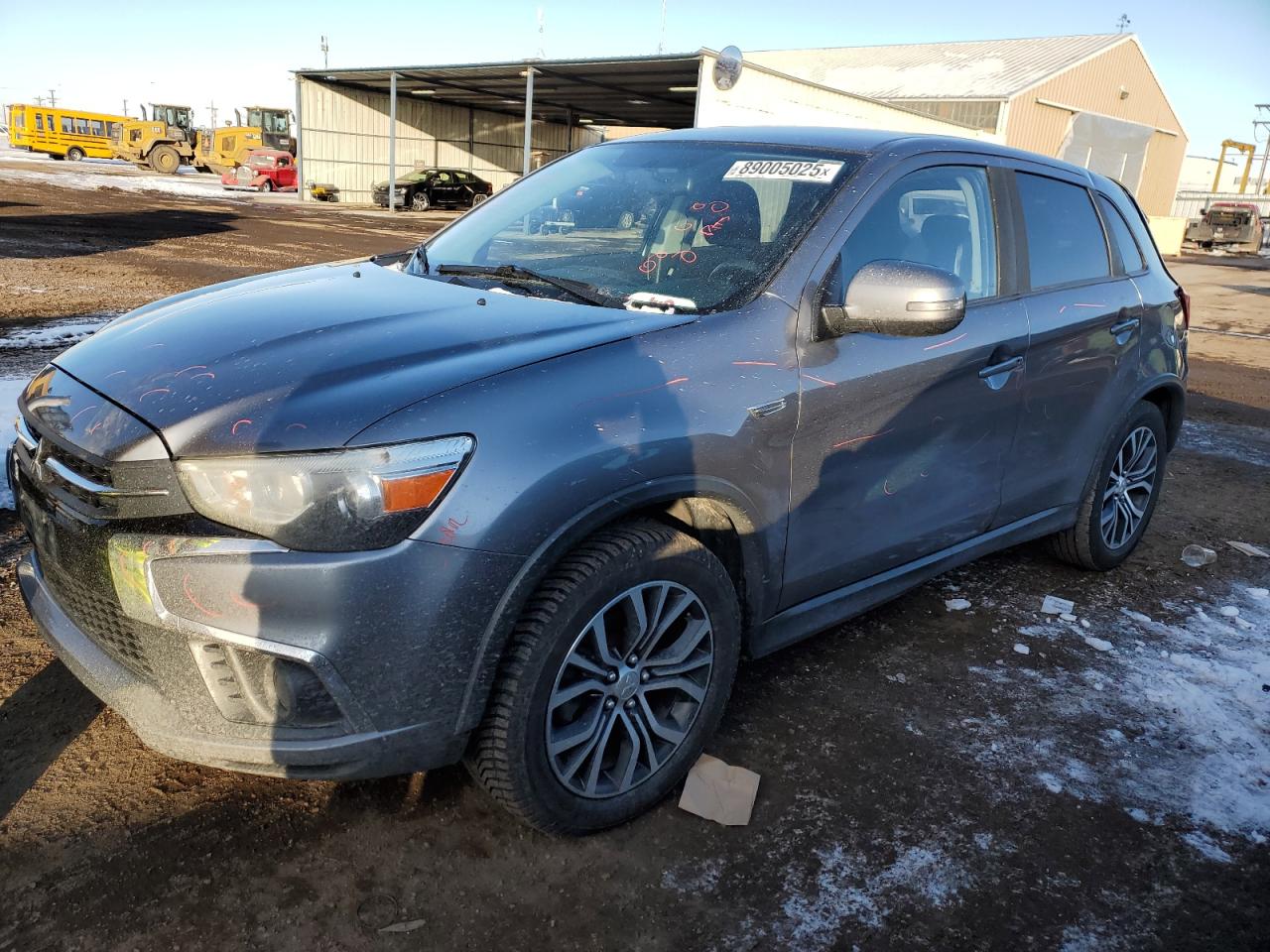 MITSUBISHI OUTLANDER 2018