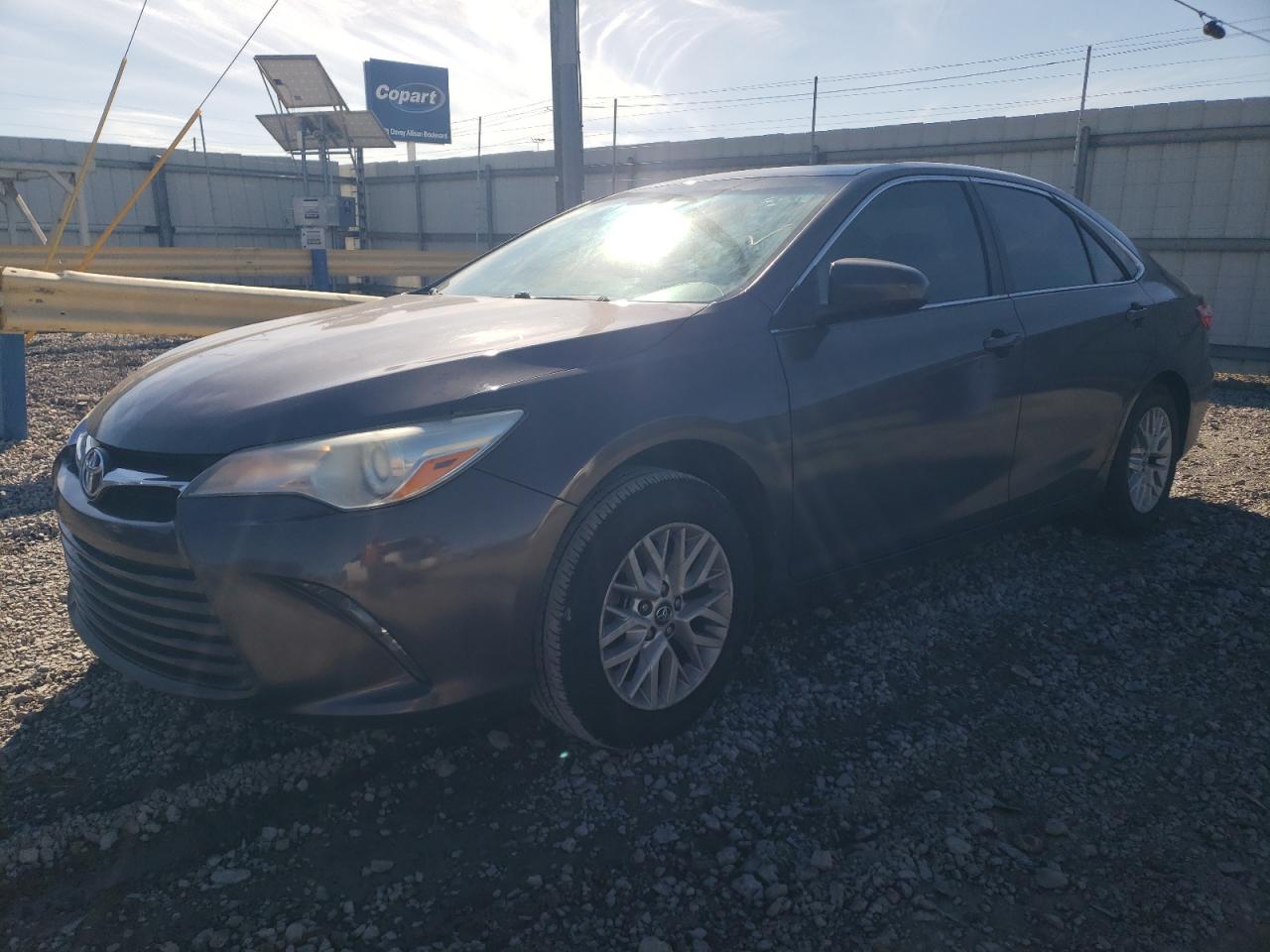 TOYOTA CAMRY LE 2016