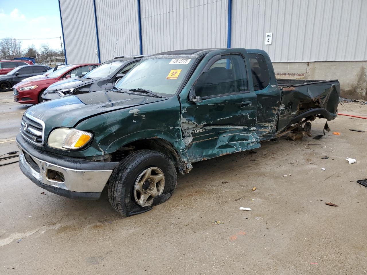 TOYOTA TUNDRA ACC 2000