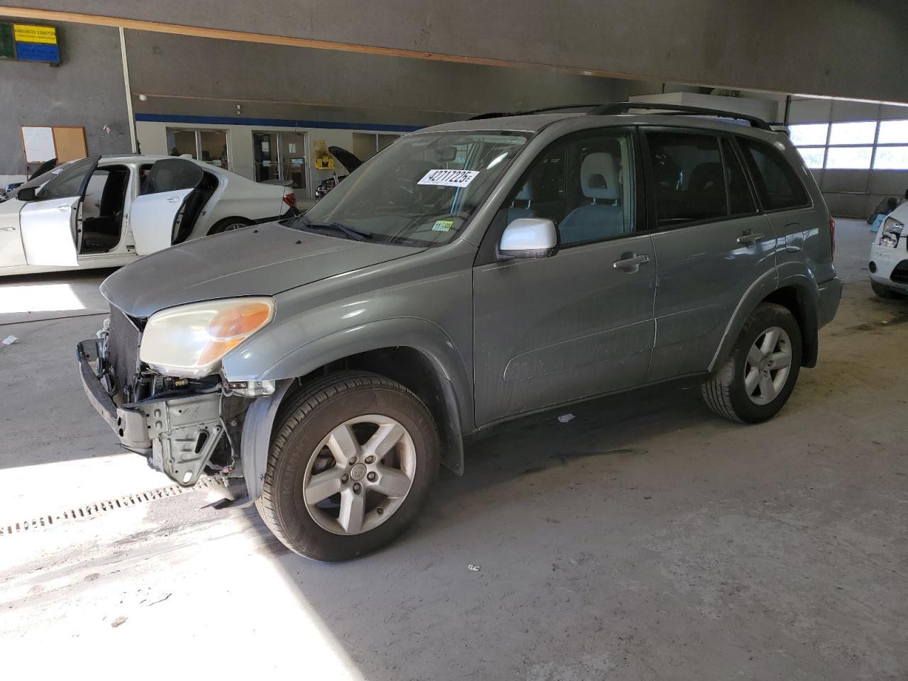 TOYOTA RAV4 2005