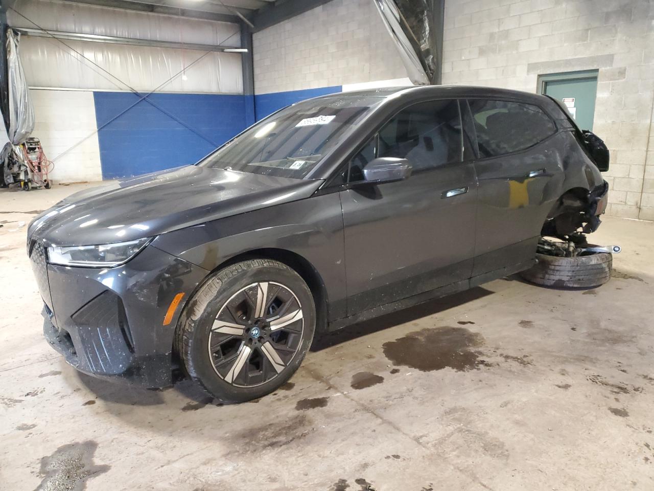 BMW IX XDRIVE5 2024