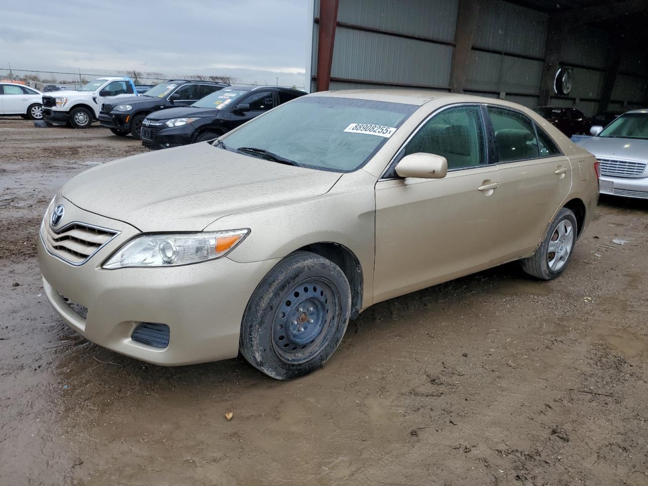 TOYOTA CAMRY BASE 2011