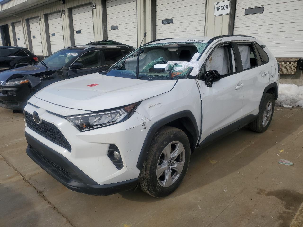 TOYOTA RAV4 XLE 2020