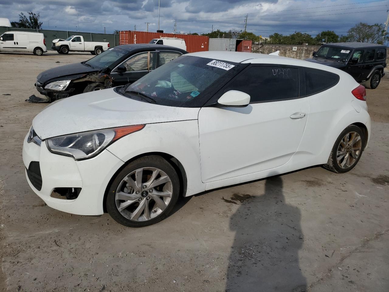 HYUNDAI VELOSTER 2016