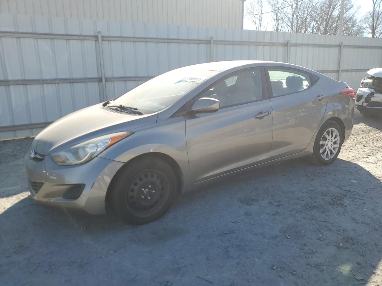 HYUNDAI ELANTRA GL 2011