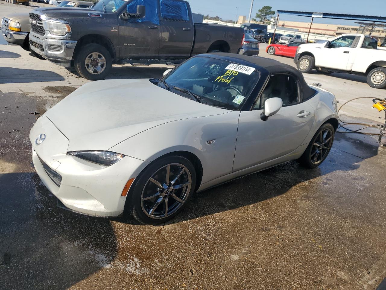 MAZDA MX-5 MIATA 2016