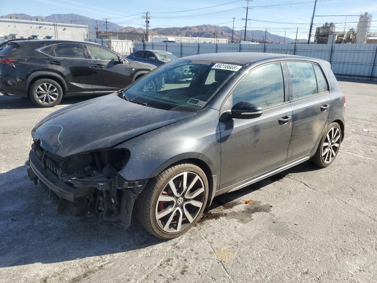 VOLKSWAGEN GTI 2012