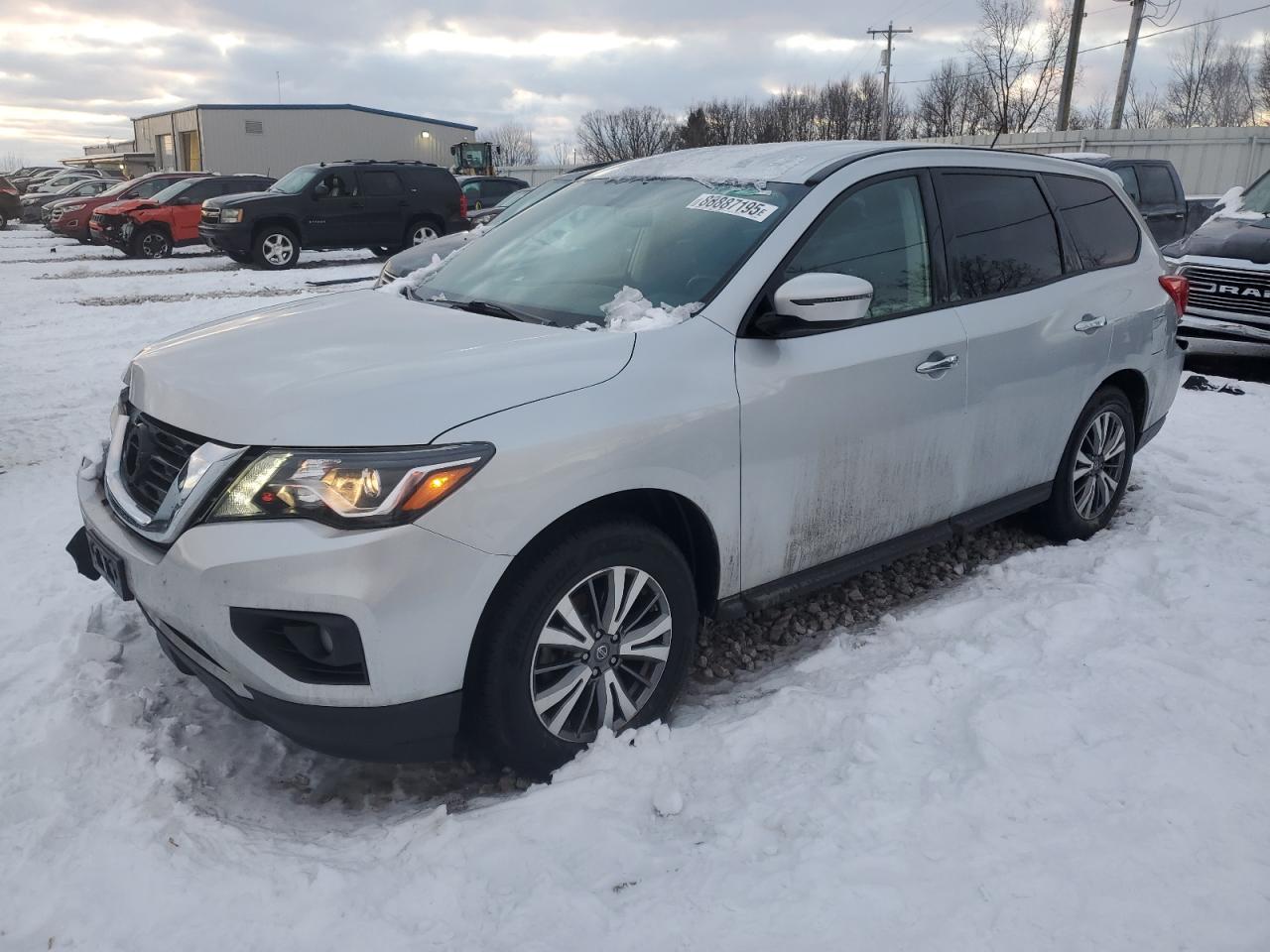 NISSAN PATHFINDER 2018