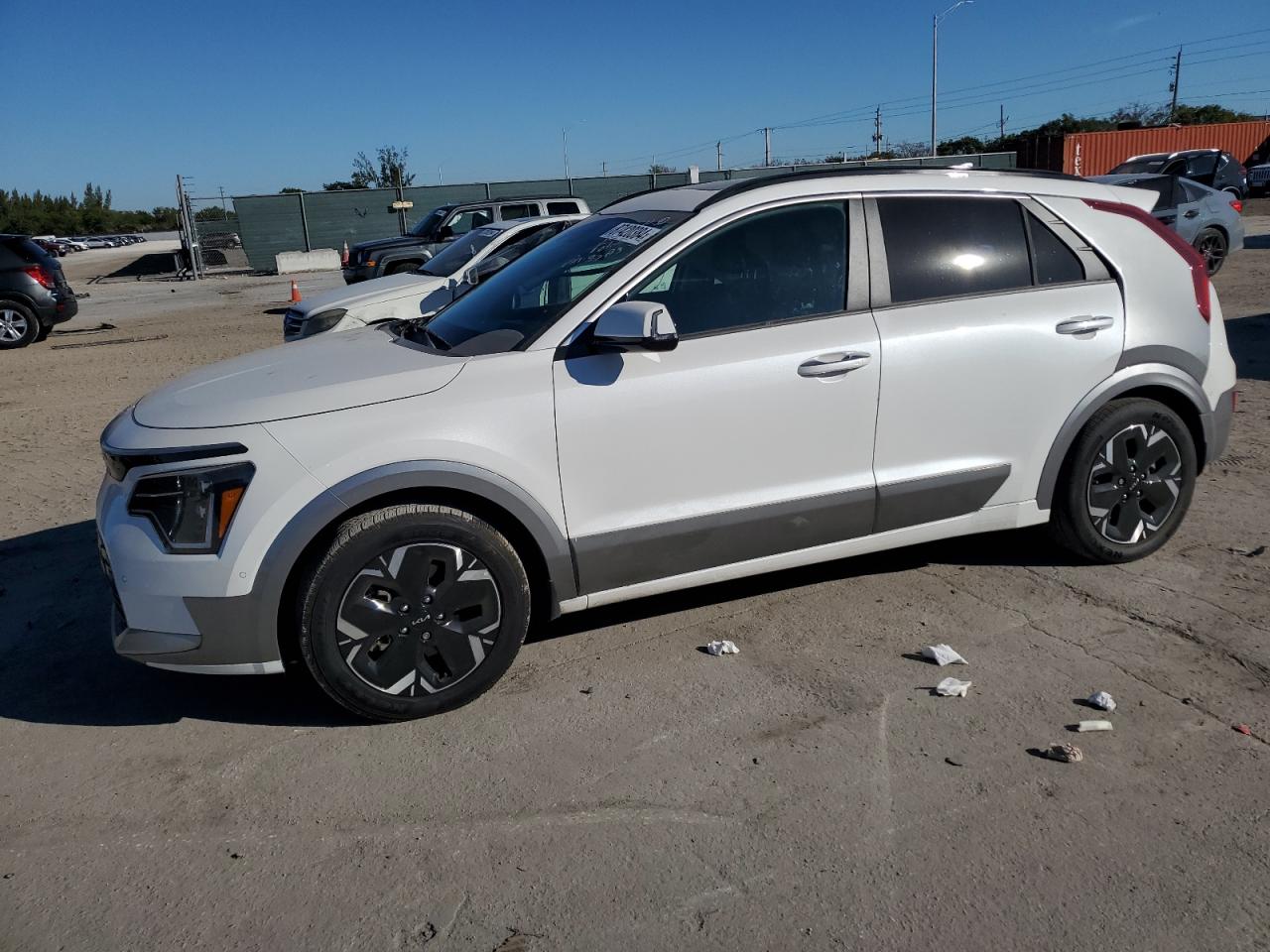 KIA NIRO WAVE 2023