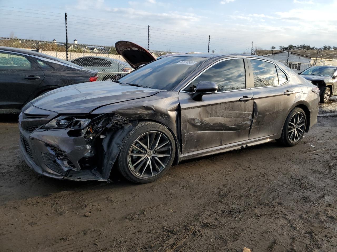 TOYOTA CAMRY SE N 2023