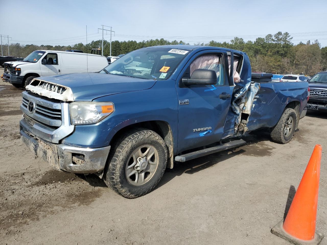 TOYOTA TUNDRA DOU 2016