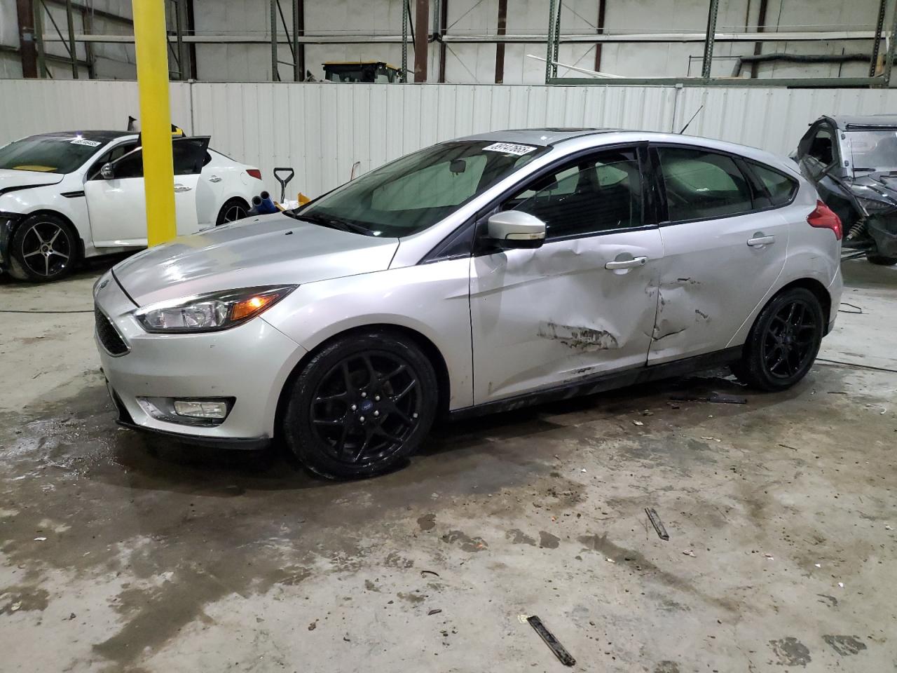 FORD FOCUS SE 2016