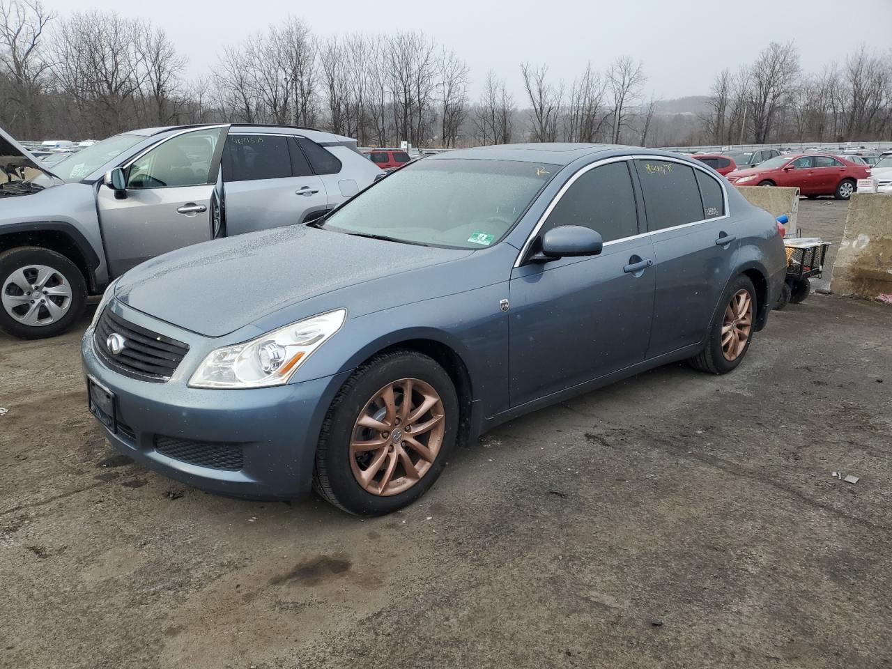 INFINITI G35 2008