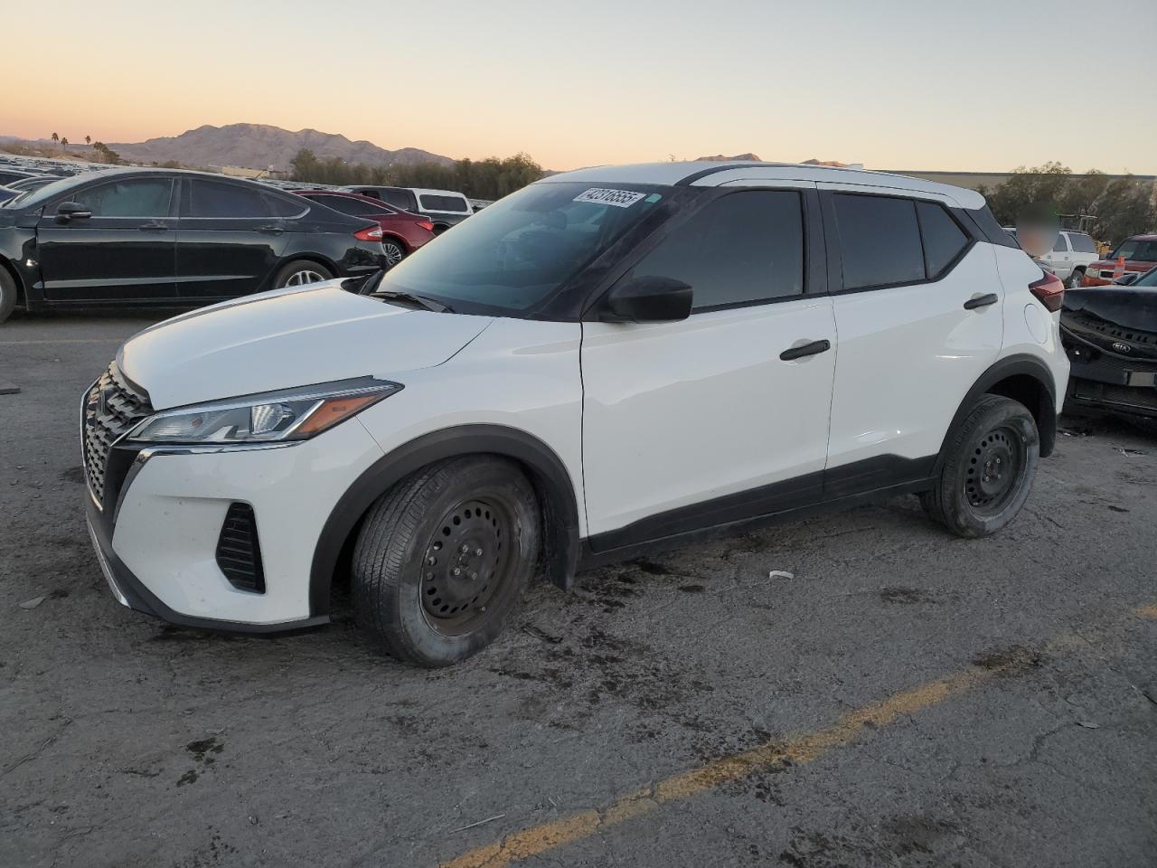NISSAN KICKS S 2023