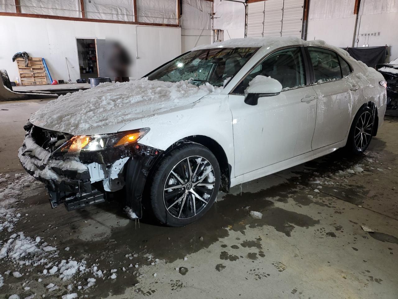 TOYOTA CAMRY SE N 2024