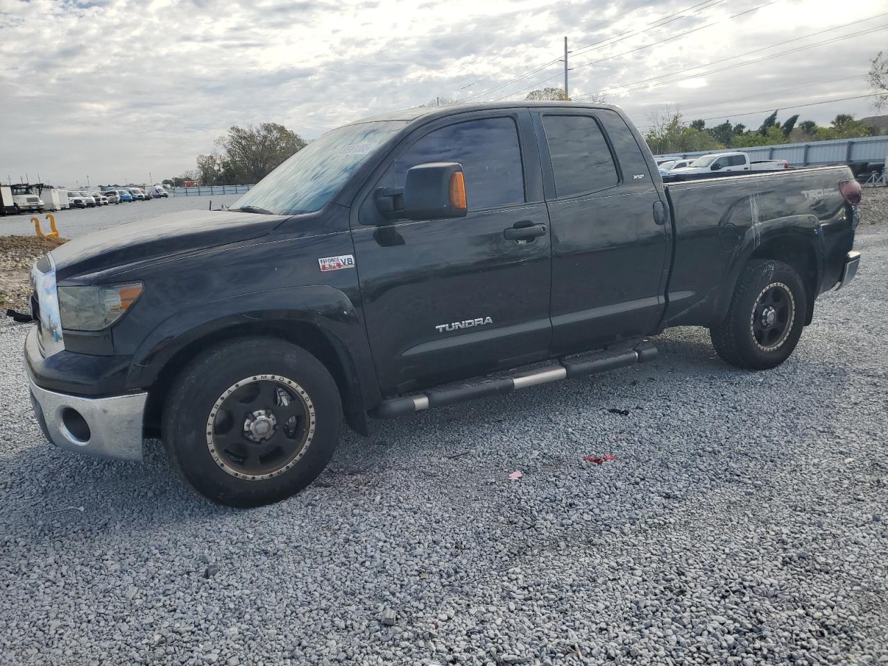 TOYOTA TUNDRA DOU 2007