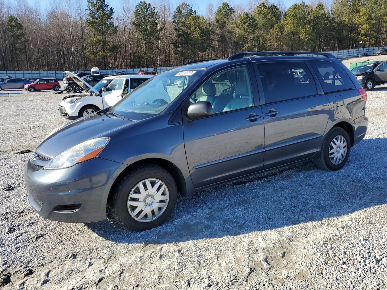 TOYOTA SIENNA CE 2008