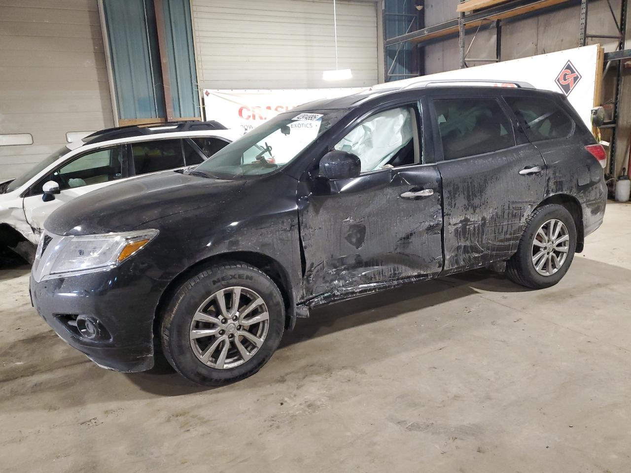 NISSAN PATHFINDER 2016