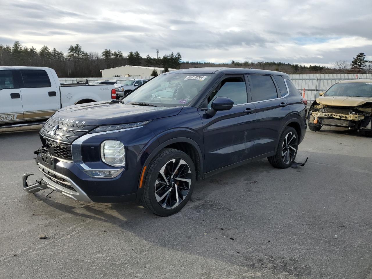 MITSUBISHI OUTLANDER 2022