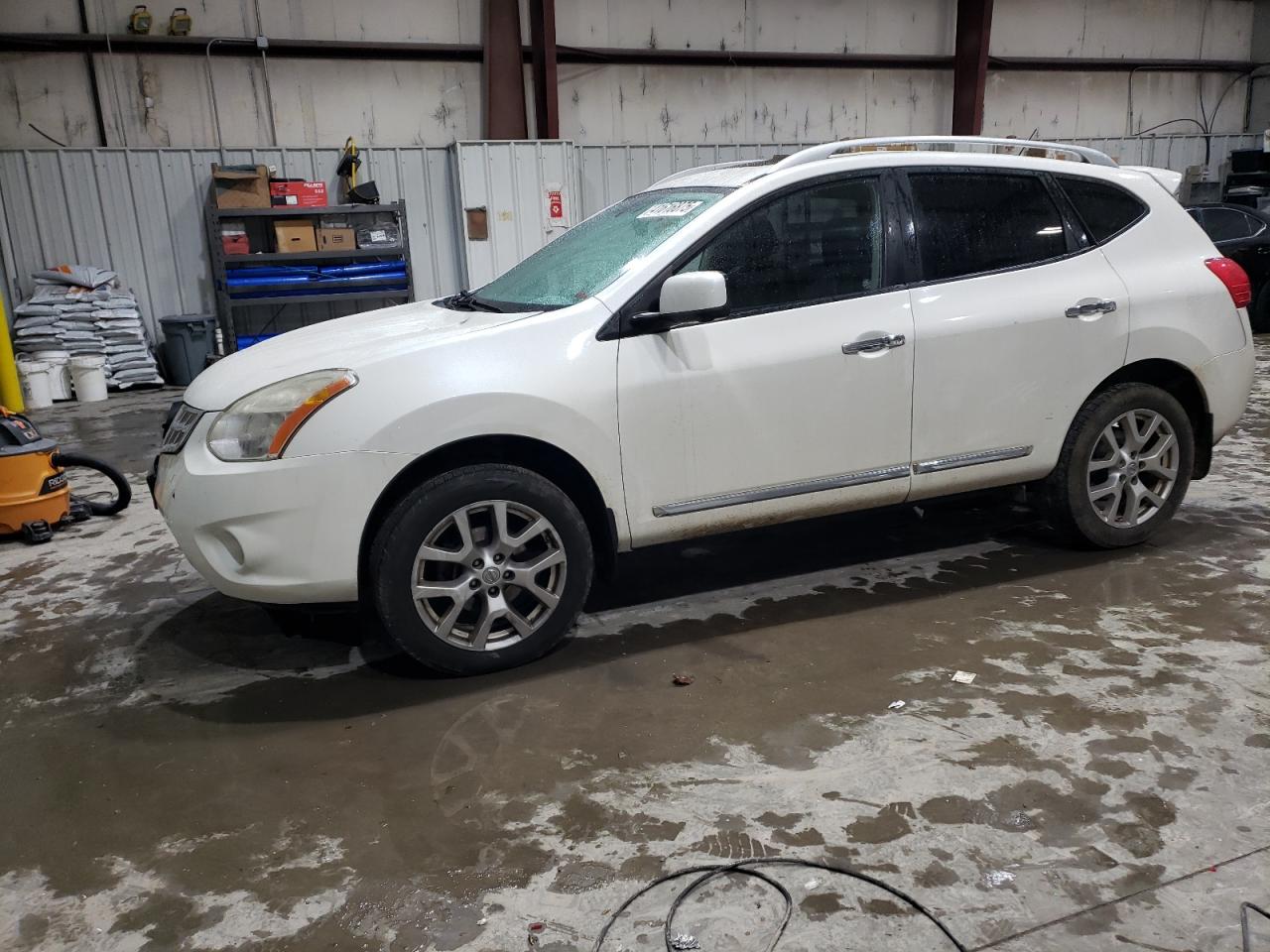 NISSAN ROGUE S 2012