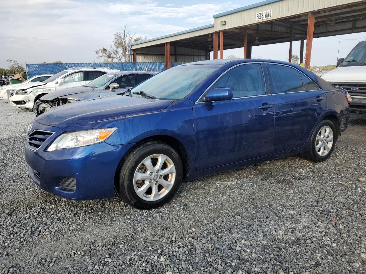 TOYOTA CAMRY BASE 2011