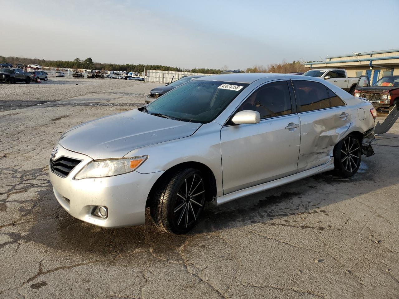 TOYOTA CAMRY BASE 2011